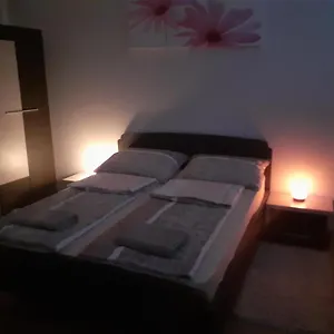 foglaljon itt