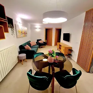 foglaljon itt